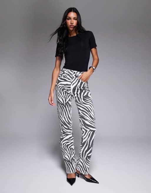 Good American - Good Icon - Jeans med lige ben og zebraprint