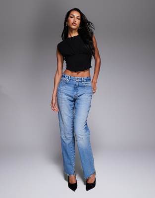 Good American - Good Icon - Straight Jeans in verwaschenem Mittelblau