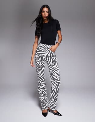 Good American - Good Icon - Straight Jeans mit Zebramuster-Weiß