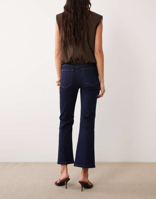 Good American - Good Legs - Cropped jeans med smalt bootcut-snit i mørkeblå vask, 2 af 5
