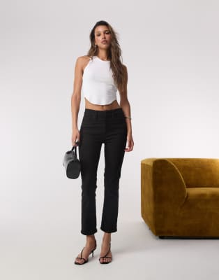 Good American – Good Legs – Gerade Jeans in Schwarz - view 1