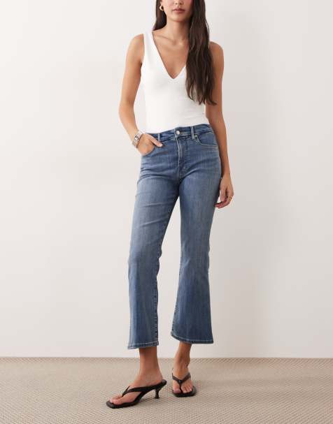 Good American – Good Legs – Ljusblå, ankellånga bootcut-jeans - view 1