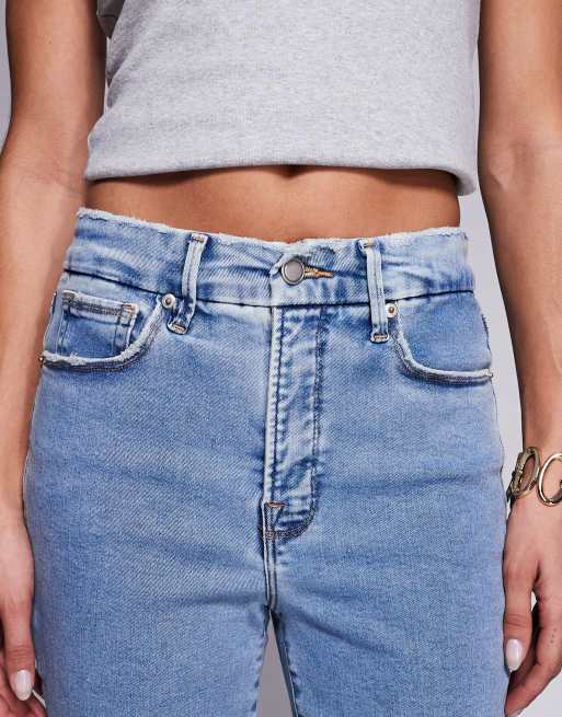 Good American - Good Legs - Lyseblå forvaskede bootcut-jeans med svaj og cropped snit, 5 af 5