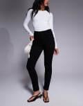 [Good American] Good American Good Legs skinny jeans in black 20 Black 001