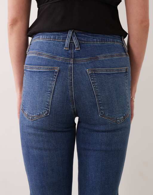 Good American good legs straight leg jeans in dark blue wash, 4 of 5