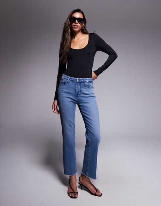 Good American good legs straight split pockets jeans in blue
