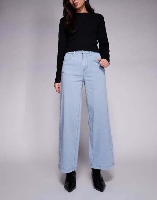 Good American good standard straight cotton jeans in light blue wash (part of a set)