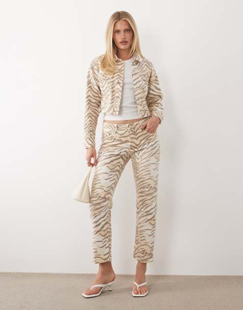 Good American – Good Vintage – Straight Jeans mit braunem Tigermuster, Kombiteil - view 1