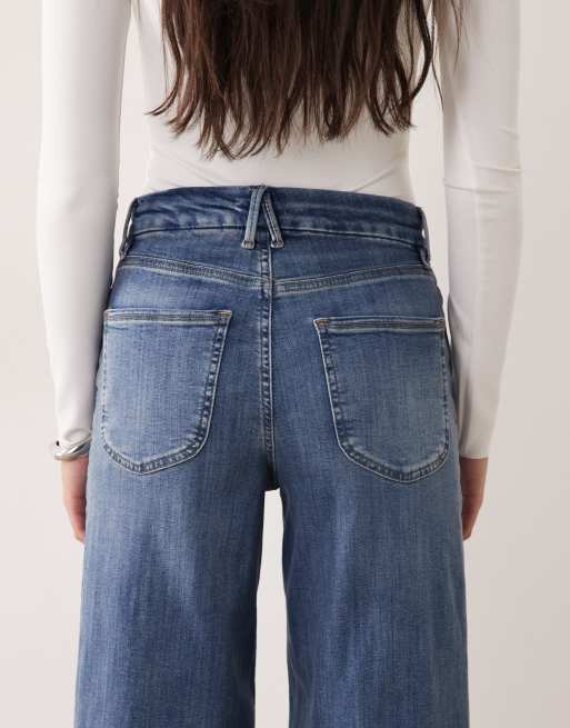 Good American good waist palazzo jeans in mid blue wash, 5 of 5