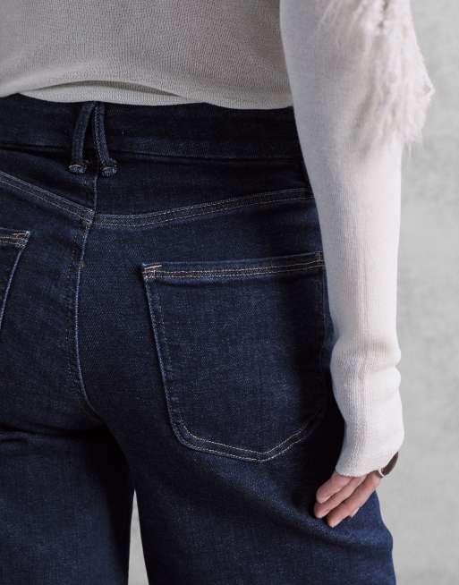 Good American good waist palazzo jeans in mid wash, 5 of 5
