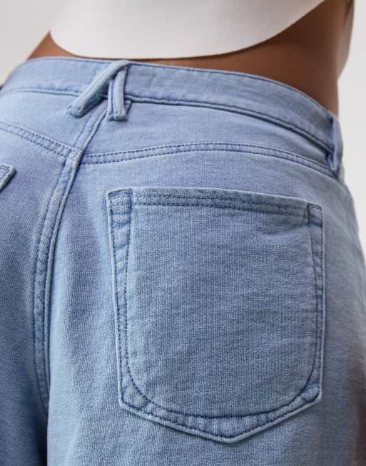 Good American – Jeanius Good Ease – Mellanblå bermudashorts, 4 av 5