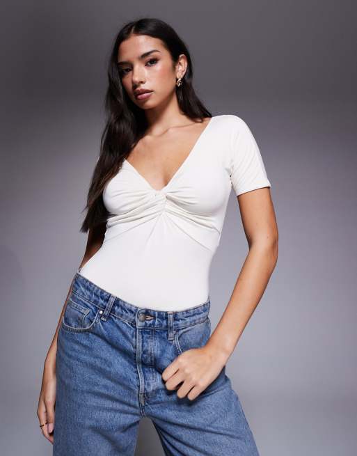 Good American – Jersey-Body in Weiß mit verdrehter Front