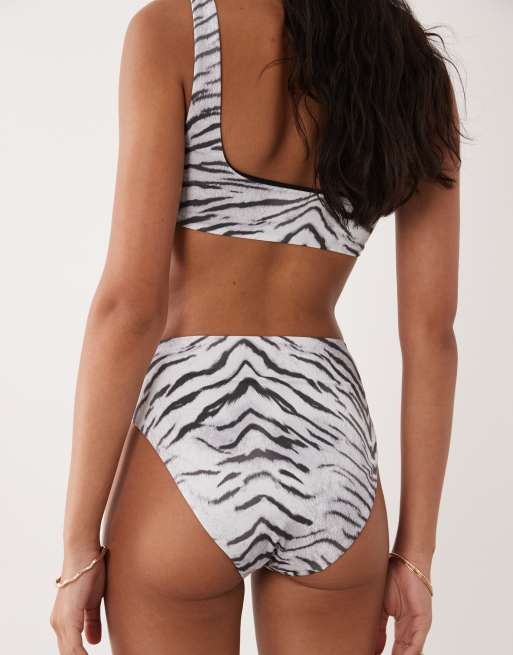 Good American Khloe matte high waist bikini bottom in black and white tiger print -set, 4 of 4