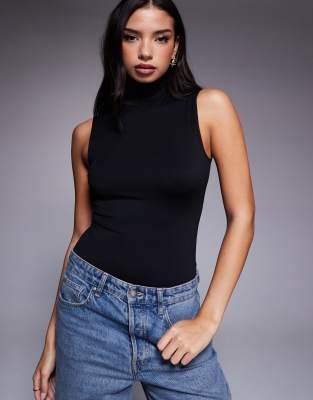 Good American - Leichter Body in Schwarz mit Stehkragen