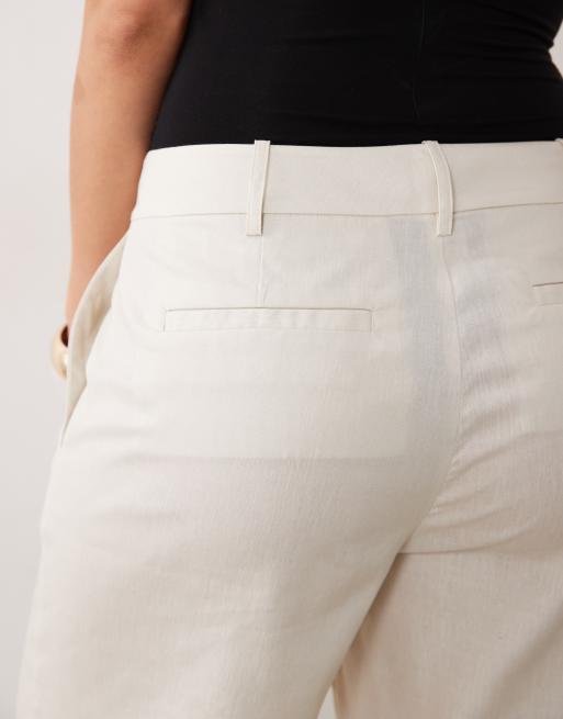 Good American linen mid rise relaxed wide leg trouser in beige, 3 of 5