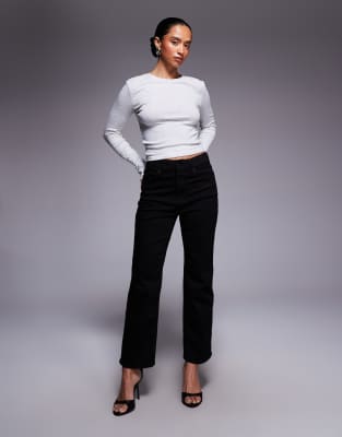 Good American - Petite - Gerade geschnittene, niemals verblassende Jeans-Schwarz