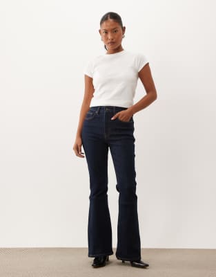Good American Petite Good Flare Jeans In Blue
