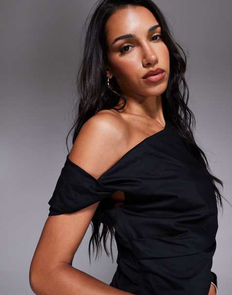 Good American poplin off shoulder top in black