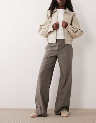 Good American Pull On Pants In Brown