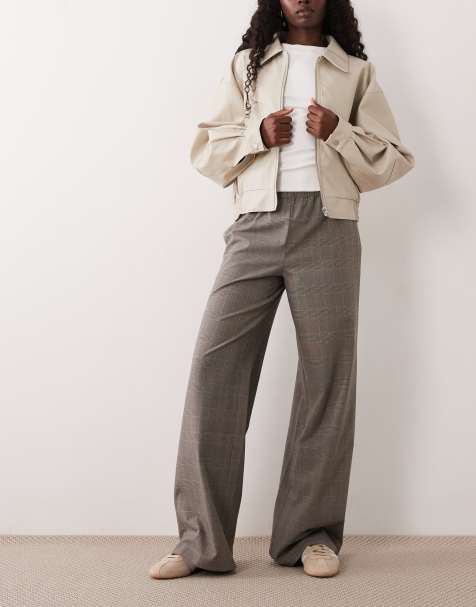 Good American pull on trouser in plaid brown - view 1