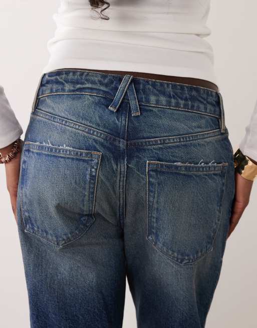 Good American roll up detail straight leg jean in indigo, 4 of 5