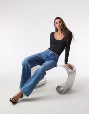 Good American Good American sculpting scoop neck long sleeve bodysuit in black