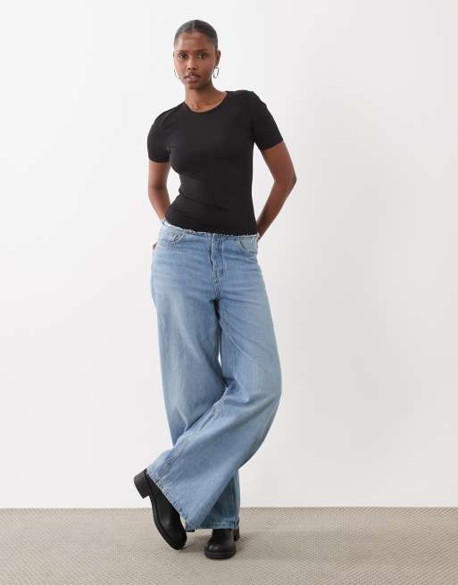 Good American sculpting tee bodysuit in black, 2 of 4