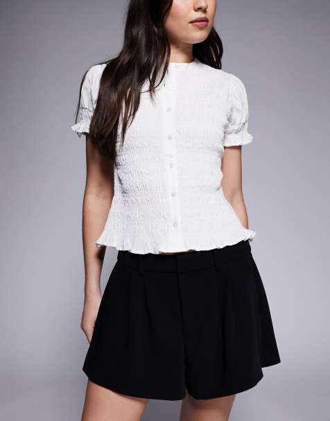 Good American soft stretch ponte pull on shorts in black - part of a set - view 1