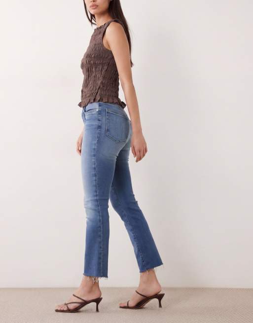 Good American - Soft Tech Good Legs - Cropped blå jeans med lige ben og flossede kanter, 2 af 5