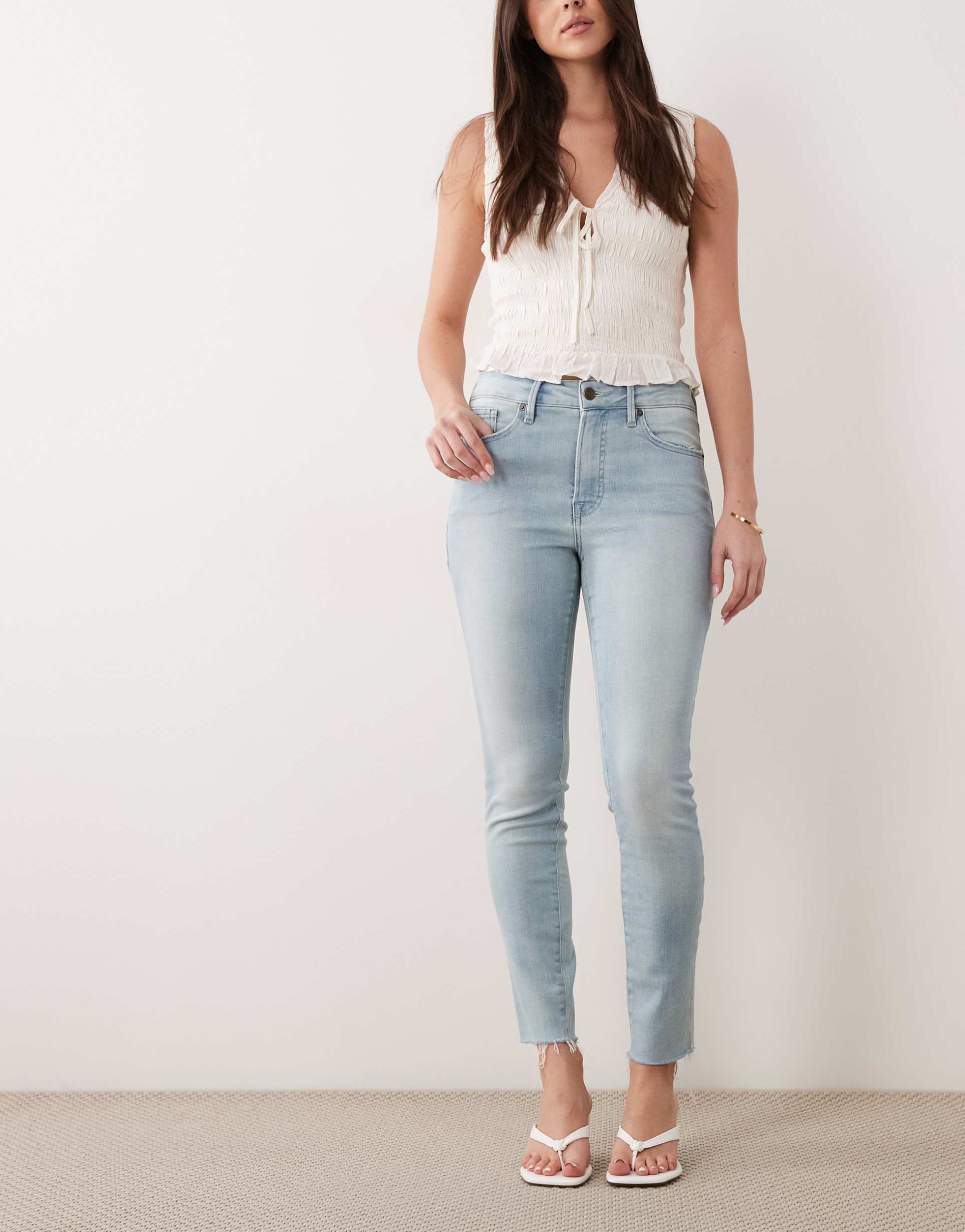 good american soft tech good legs skinny jeans in light blue wash