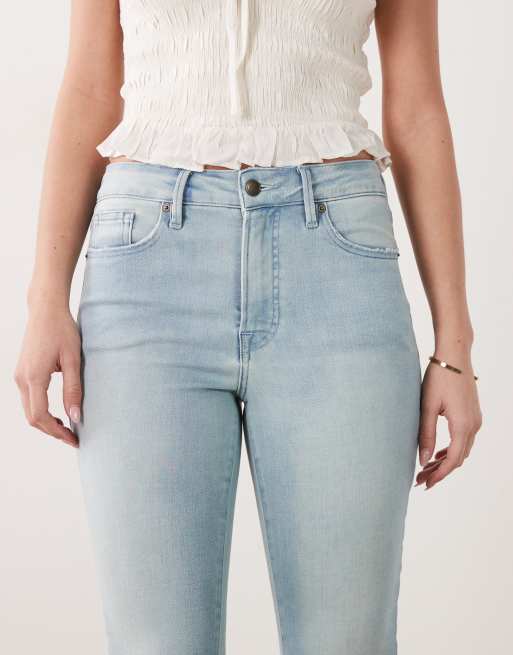 Good American soft tech good legs skinny jeans in light blue wash, 4 of 5