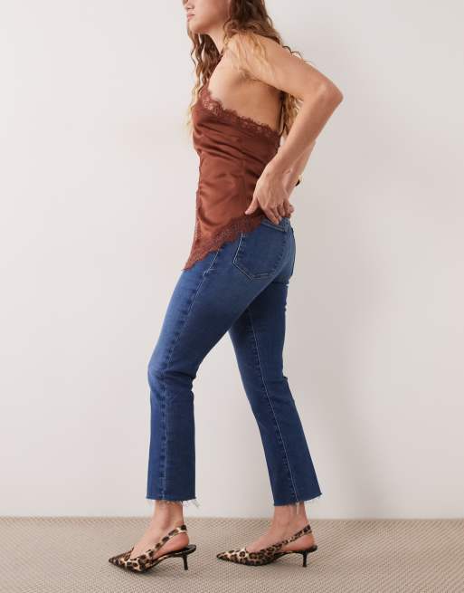 Good American soft tech good legs slim straight leg jeans in mid blue wash, 2 of 5
