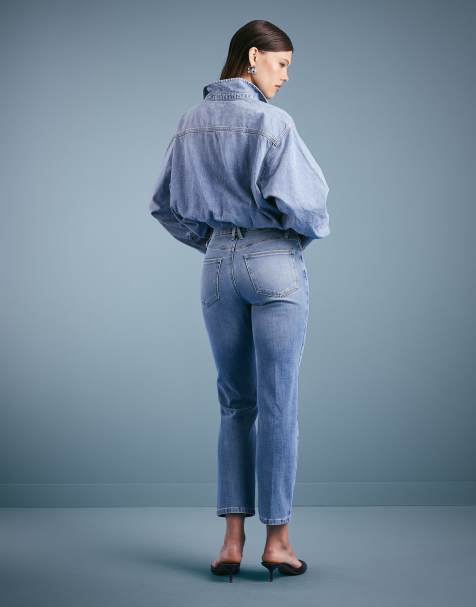 Good American soft tech good legs straight jeans in mid blue - view 1