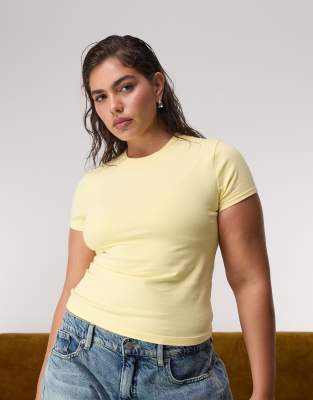 Good American Super-stretch Baby T-shirt In Yellow