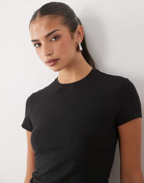 Good American - T-shirt corta super elasticizzata nera - view 1