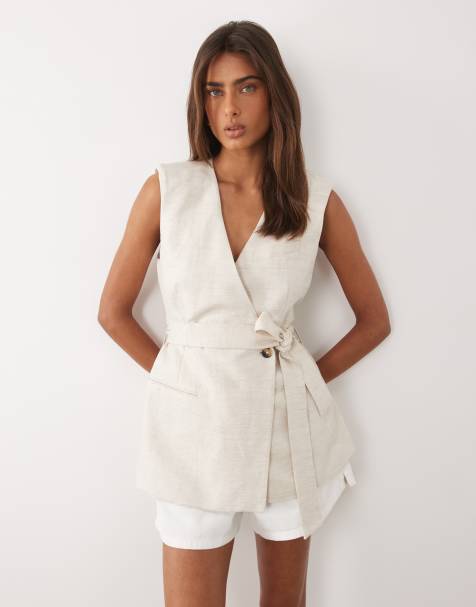 Good American tailored sleeveless belted linen vest in oat (part of a set) - view 1