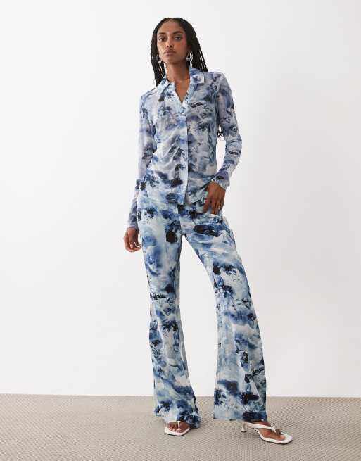 Good American mesh button up top and flare pants set in blue angel print, 3 of 3