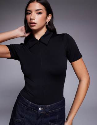 Good American Good American weightless collared bodysuit in black in scuba-style fabric