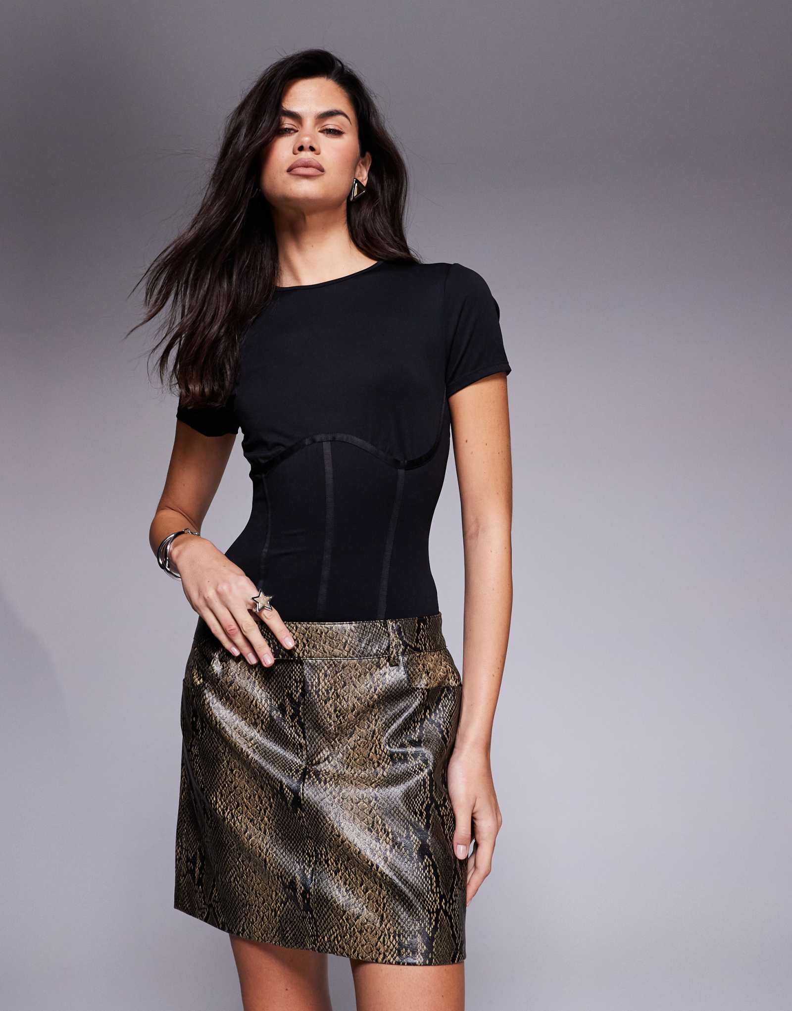 Хорошее американское невесомое боди-корсет черного цвета