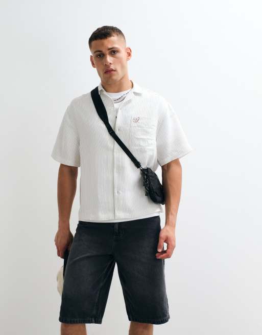 Good For Nothing baggy denim jorts in vintage black acid wash, 4 of 5