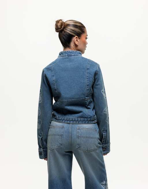 Good For Nothing – Blå jeansjacka med stämplad fjäril, 3 av 3