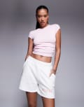 [Good For Nothing] Good For Nothing butterfly logo shorts in off white M Off white