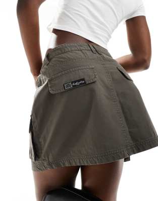 Good For Nothing Good For Nothing cargo mini skirt in khaki-Green