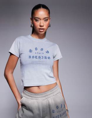 Good For Nothing - Cropped-T-Shirt in Grau mit Logo
