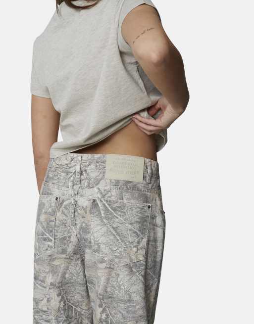 Good For Nothing - Jeans ampi beige con stampa mimetica, 2 di 4