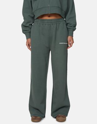 Jogginghose in Grün mit weitem Bein und Vintage-Waschung Grün XL