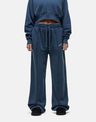 Good For Nothing - Jogginghose in verwaschenem Blau mit zerrissenem Saum und weitem Schnitt, Kombiteil