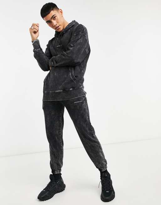 Good For Nothing – Jogginghose mit Bündchen in grauer Acid-Waschung, 4 von 4