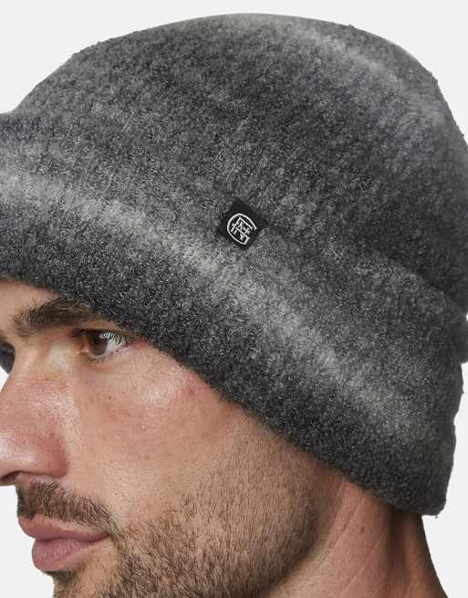Good For Nothing Knitted emblem gradient beanie hat in grey, 3 of 5
