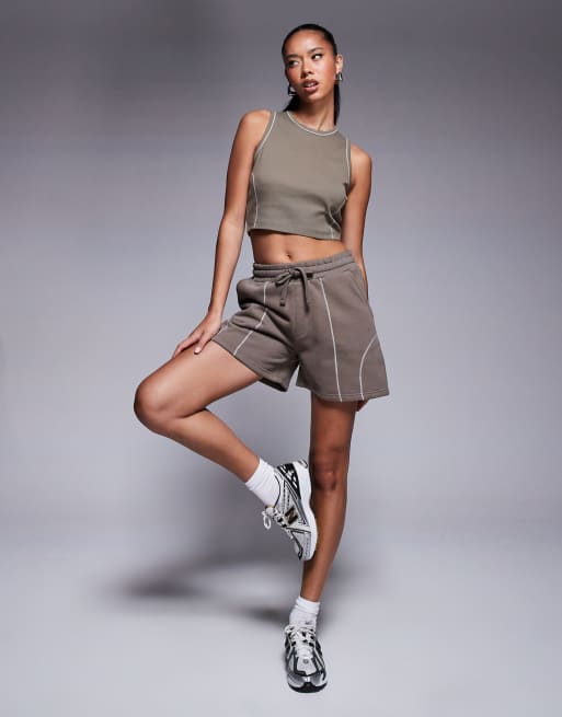 Good For Nothing – Shorts in Taupe mit Ziernaht, Kombiteil, 3 von 5